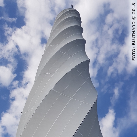 Eine Spitze bis in den Himmel - Der neue Aufzug-Testturm in Rottweil