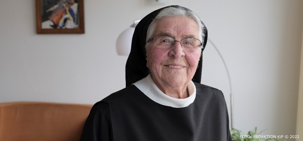 Eine Ordensfrau im Glück - Zum Weltglückstag am 20. März